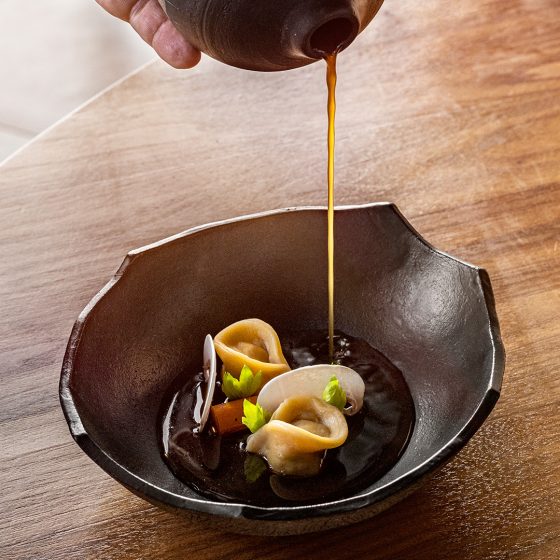 Góré Gyöngytyúk consommé